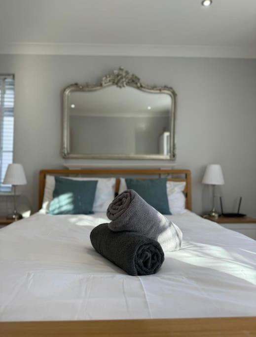 Stylish Apartment Near The Centre Of Harrogate Extérieur photo