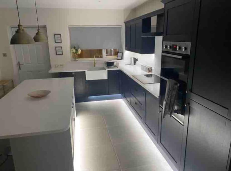 Stylish Apartment Near The Centre Of Harrogate Extérieur photo